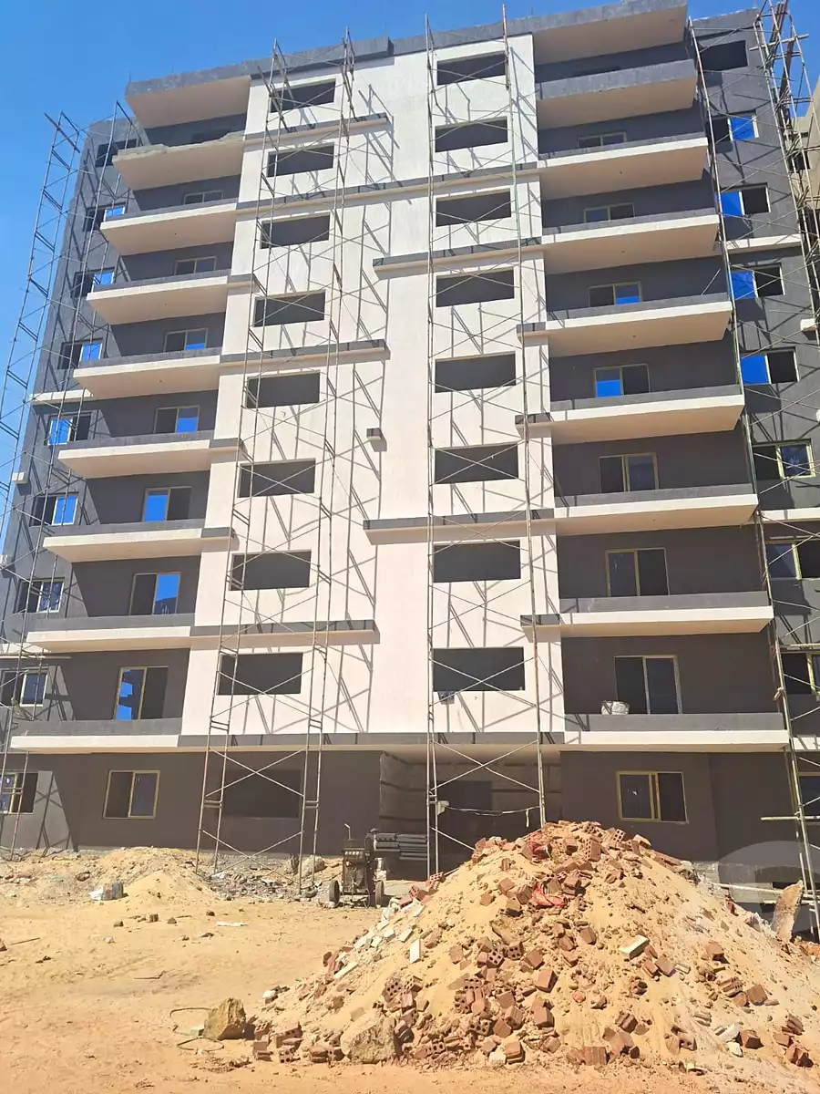 https://aqarmap.com.eg/ar/listing/7031822-for-sale-cairo-new-administrative-capital-r7-kmbwnd-stw