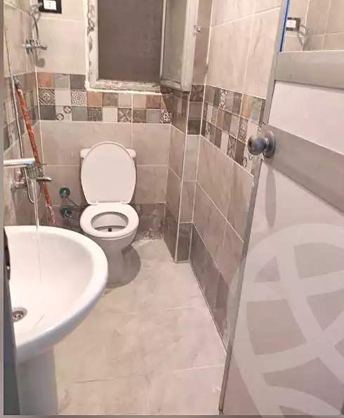 https://aqarmap.com.eg/ar/listing/7031913-for-sale-alexandria-el-asafra-shr-45
