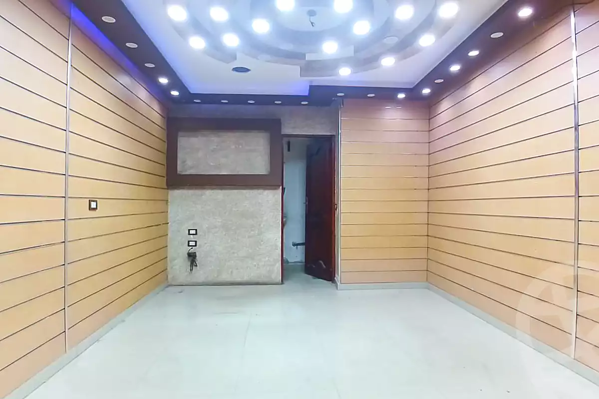 https://aqarmap.com.eg/ar/listing/7031798-for-sale-alexandria-lauran-shaarawy-st