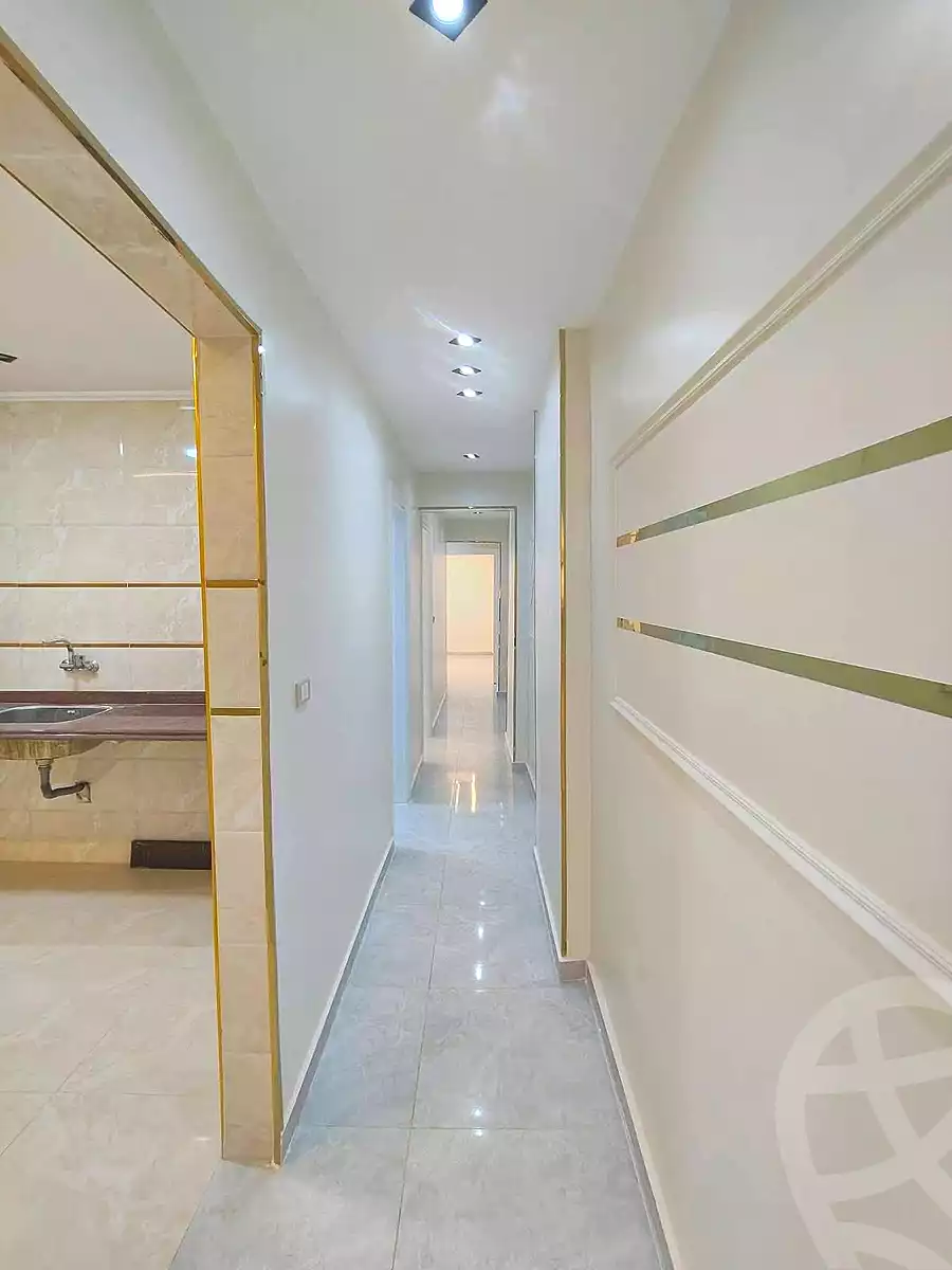 https://aqarmap.com.eg/ar/listing/7032135-for-sale-alexandria-sydy-bshr
