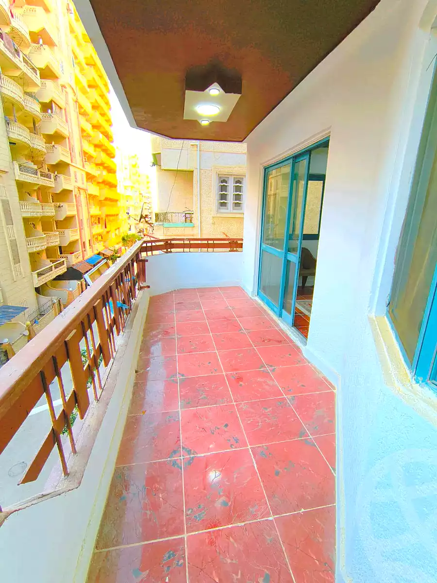 https://aqarmap.com.eg/ar/listing/7032177-for-sale-alexandria-al-agamy-shataa-el-nakheel