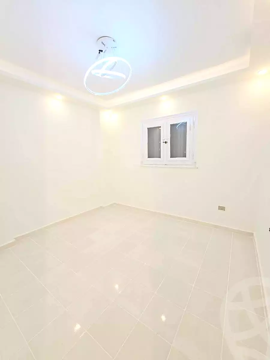 https://aqarmap.com.eg/ar/listing/7032288-for-sale-alexandria-al-agamy-shataa-el-nakheel