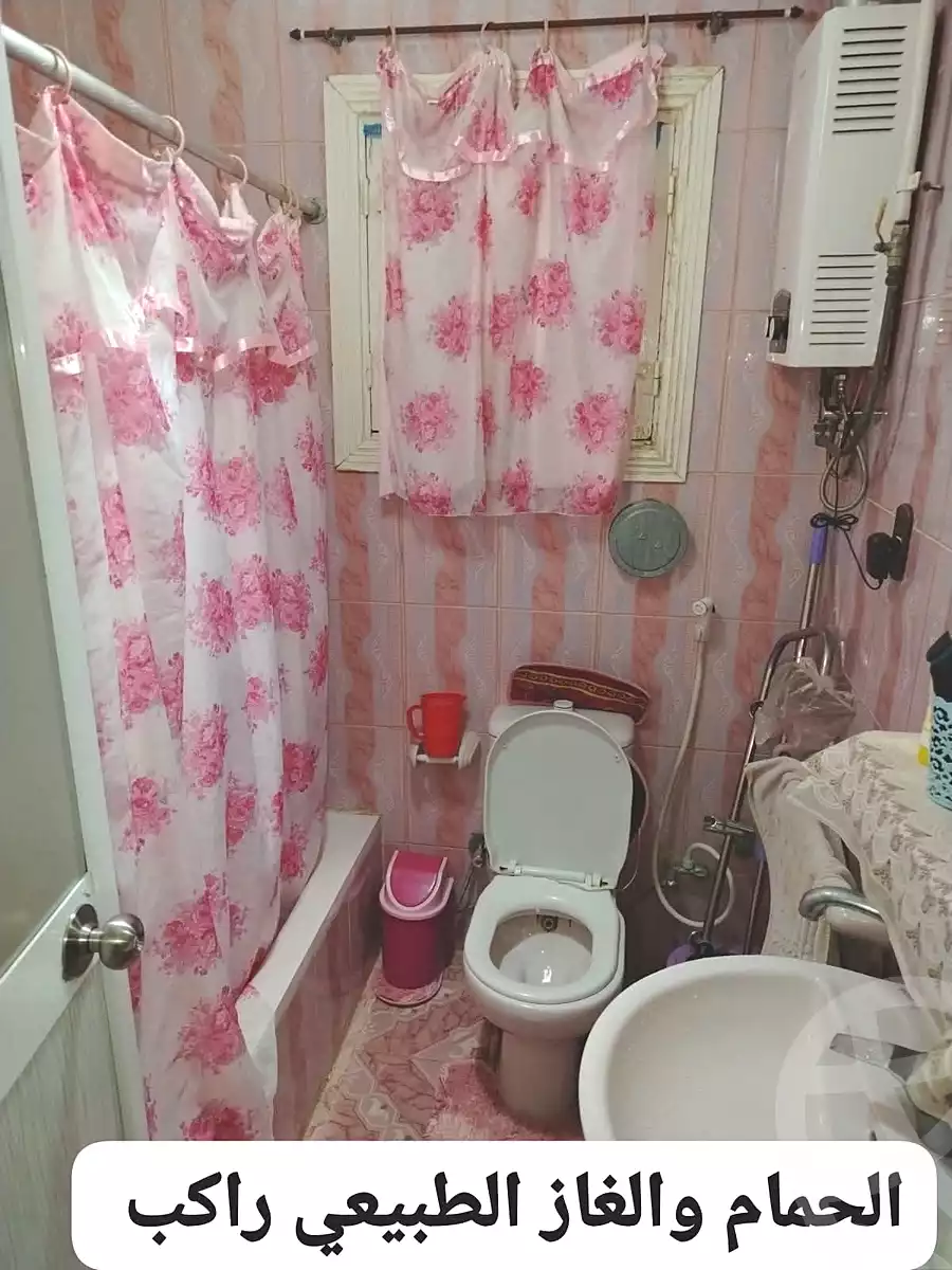 https://aqarmap.com.eg/ar/listing/7032638-for-sale-cairo-helwan-hadayek-helwan-el-khashab-canal