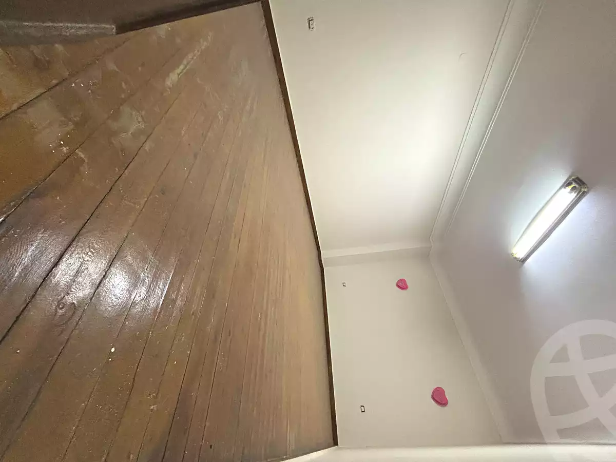 https://aqarmap.com.eg/ar/listing/7032773-for-rent-gharbia-tanta-tanta-city-hasan-radwan-st