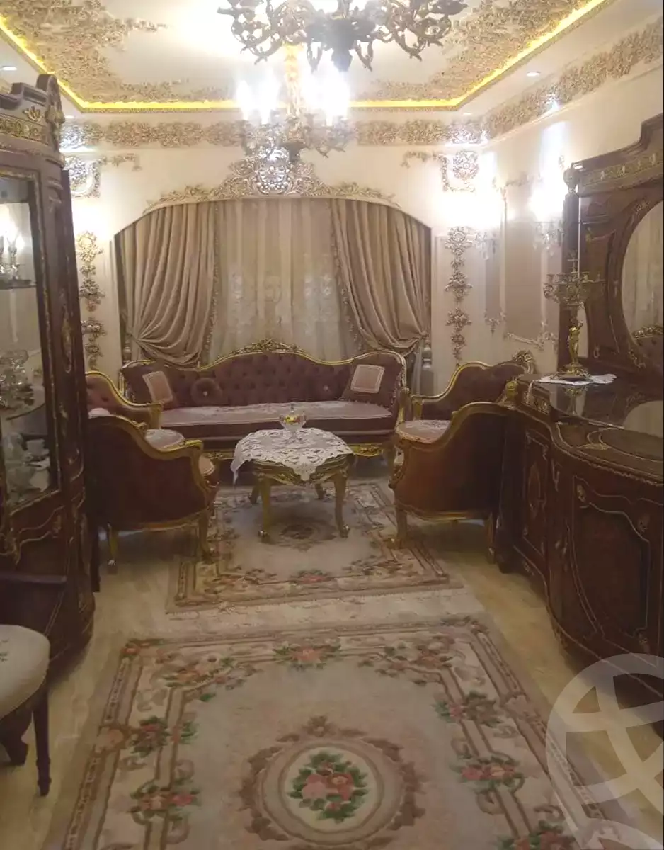 https://aqarmap.com.eg/en/listing/7032910-for-sale-alexandria-moharram-bey-zaidan-st