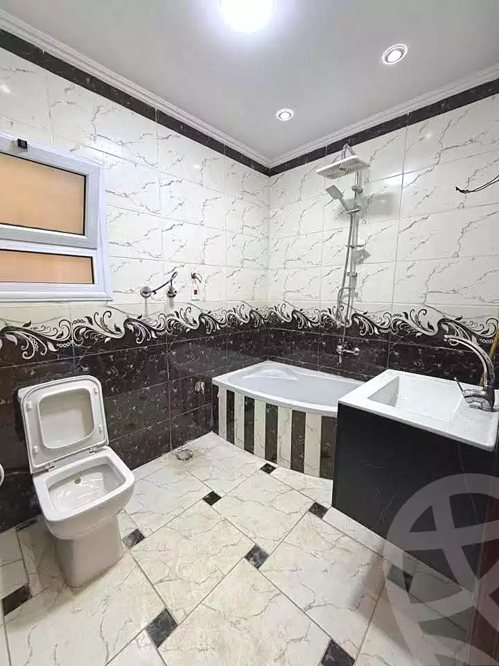 https://aqarmap.com.eg/ar/listing/7033364-for-sale-alexandria-al-agamy-lbytsh-al-kaada-st