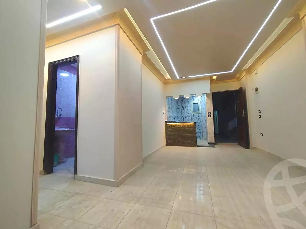 https://aqarmap.com.eg/ar/listing/7033434-for-sale-alexandria-alexandria-marsa-matrouh-rd