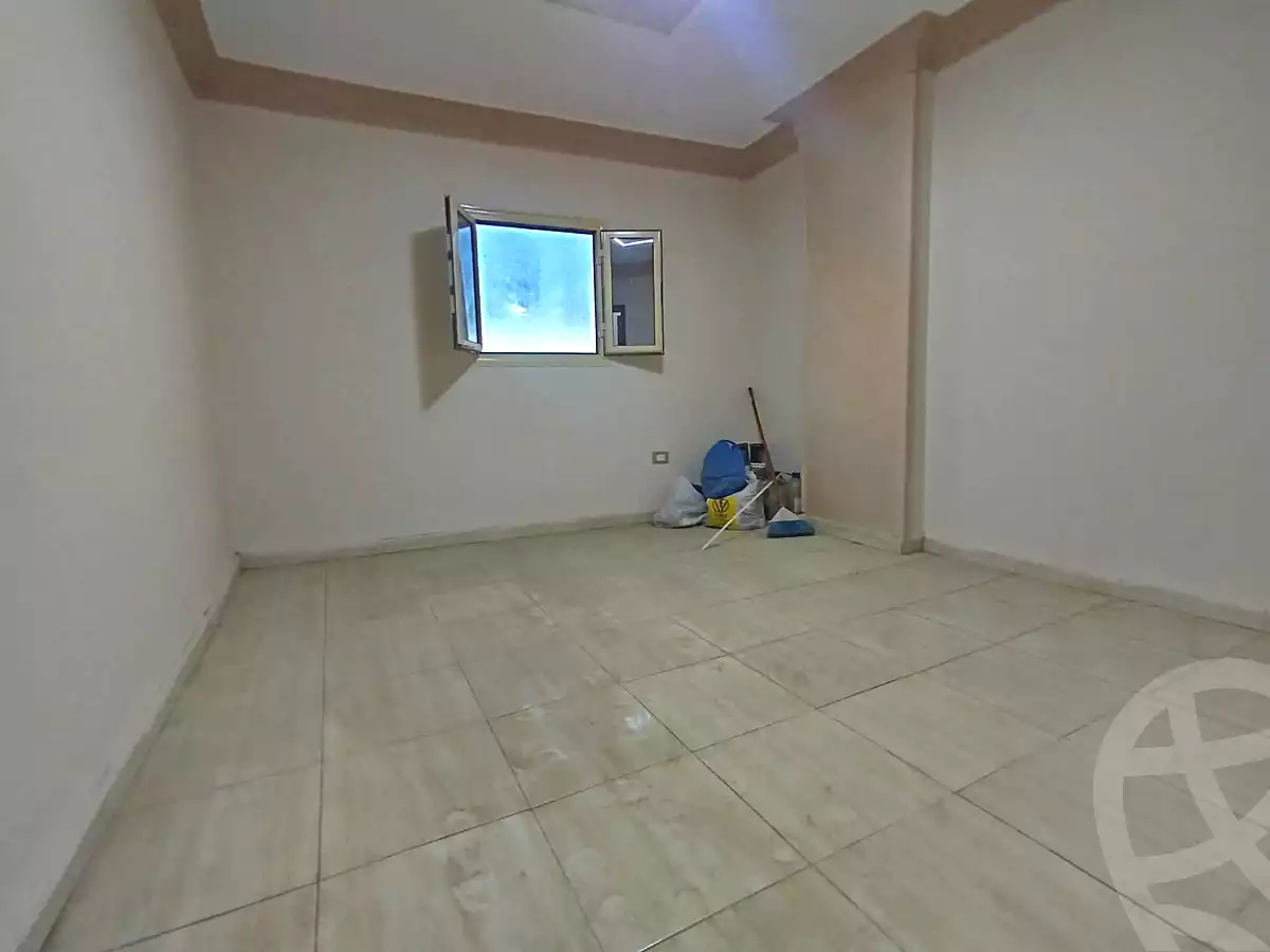 https://aqarmap.com.eg/ar/listing/7033434-for-sale-alexandria-alexandria-marsa-matrouh-rd