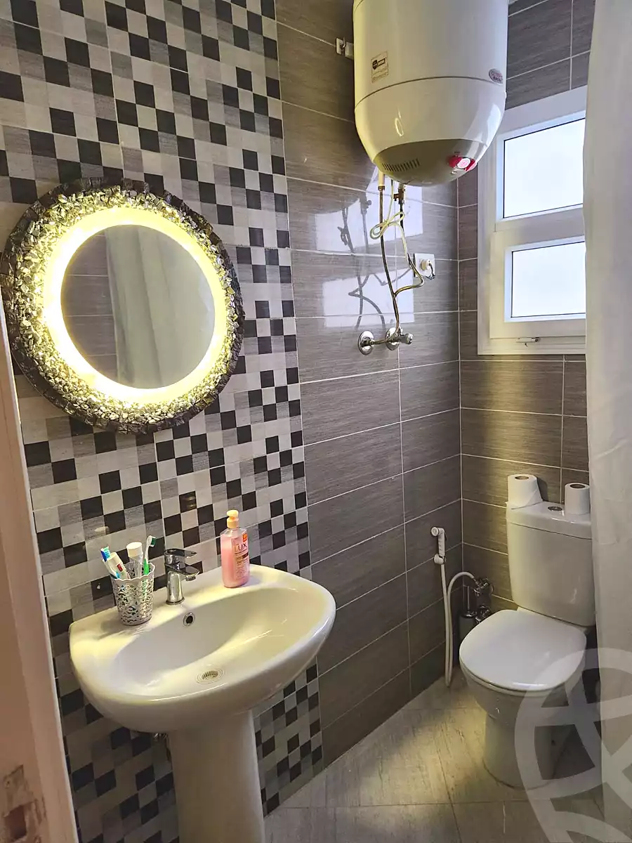 2 BR Apartment in Marseilia Beach 4, photo 8 of 9