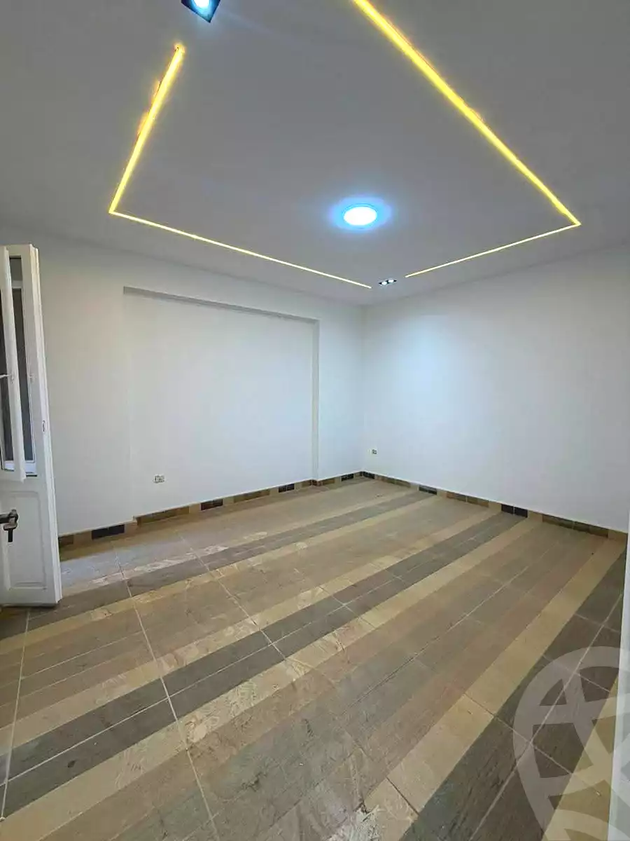 https://aqarmap.com.eg/ar/listing/7033840-for-sale-alexandria-al-agamy-lbytsh-el-reyad-st