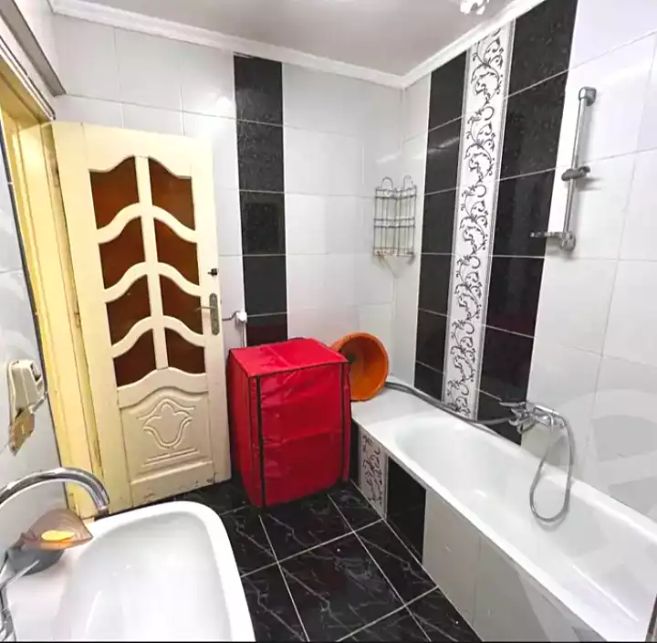 https://aqarmap.com.eg/ar/listing/7034105-for-rent-cairo-ain-shams-el-naam