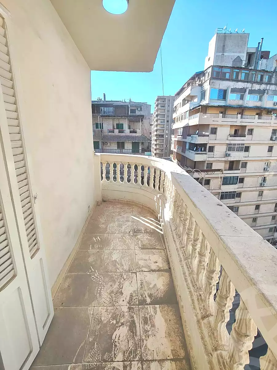https://aqarmap.com.eg/ar/listing/7034175-for-sale-alexandria-miami-shr-jml-bd-lnsr
