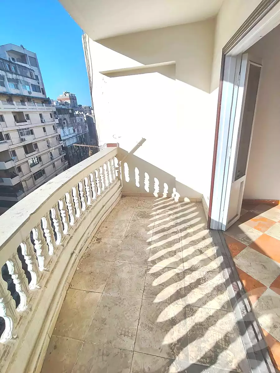 https://aqarmap.com.eg/ar/listing/7034175-for-sale-alexandria-miami-shr-jml-bd-lnsr