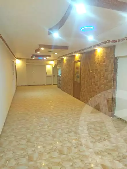 https://aqarmap.com.eg/ar/listing/7034275-for-sale-cairo-helwan-mohamed-mostafa-el-maraghi-st