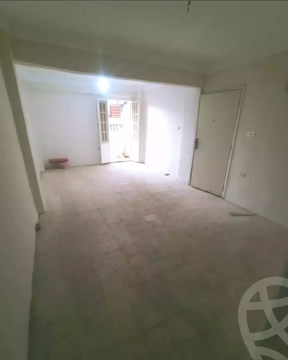 https://aqarmap.com.eg/en/listing/7034292-for-sale-alexandria-lsywf-el-falki