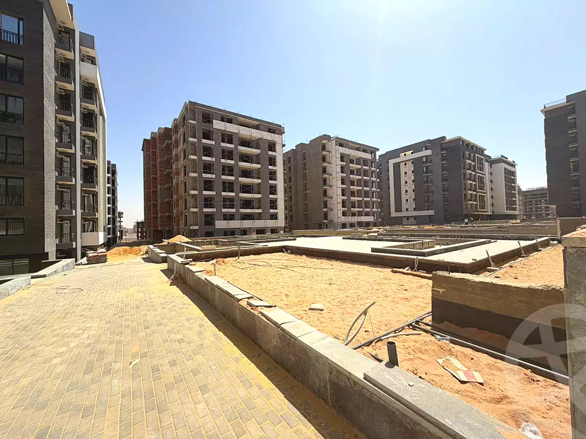https://aqarmap.com.eg/en/listing/7034541-for-sale-cairo-new-administrative-capital-r7-scenario