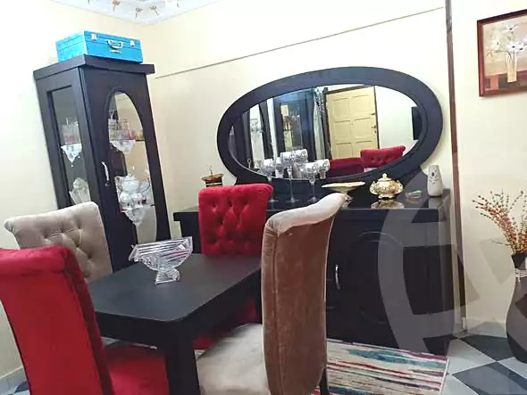 https://aqarmap.com.eg/ar/listing/7034642-for-sale-cairo-helwan-helwan-el-sharkeya-mostafa-safwat-st