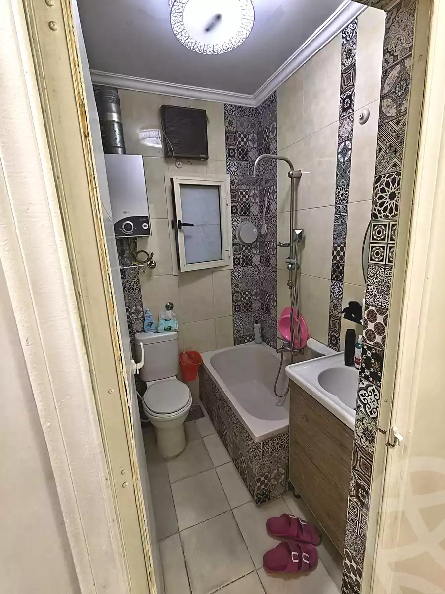 https://aqarmap.com.eg/ar/listing/7034830-for-sale-alexandria-sydy-bshr-sydy-bshr-bhry-khalil-hamada-st