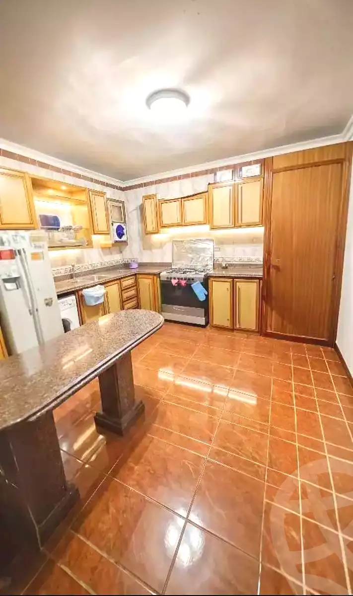 https://aqarmap.com.eg/ar/listing/7035237-for-sale-alexandria-al-agamy-el-hanouvel