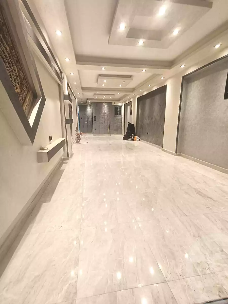 https://aqarmap.com.eg/ar/listing/7035324-for-rent-alexandria-al-agamy-lbytsh