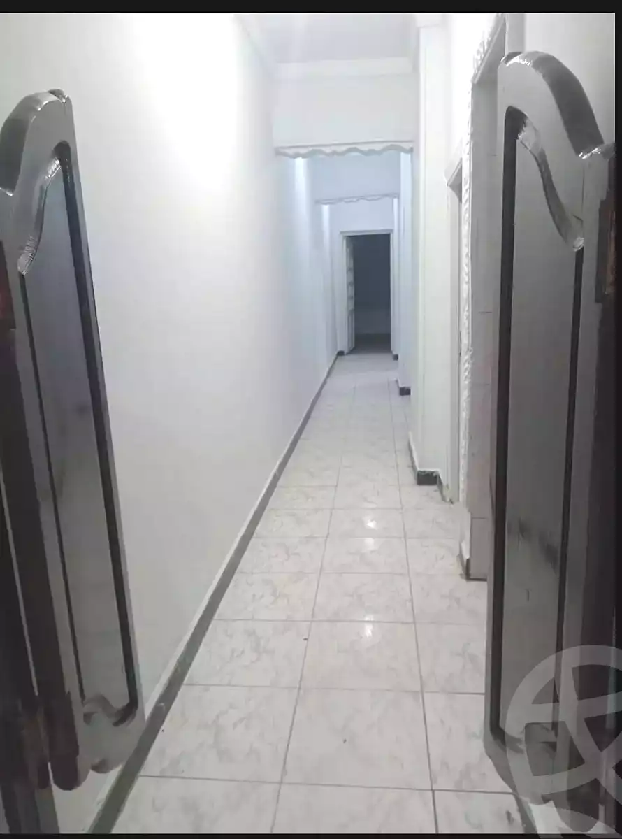 https://aqarmap.com.eg/ar/listing/7035439-for-rent-alexandria-el-asafra-shr-mlk-hfny