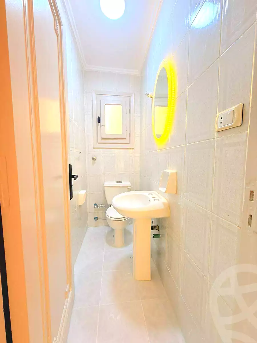 https://aqarmap.com.eg/en/listing/7035440-for-sale-alexandria-al-agamy