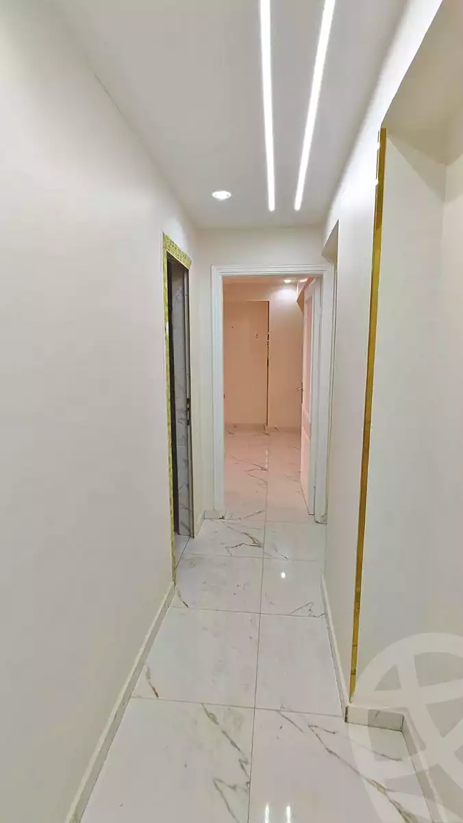 https://aqarmap.com.eg/ar/listing/7035504-for-rent-cairo-helwan-mostafa-fahmy-st