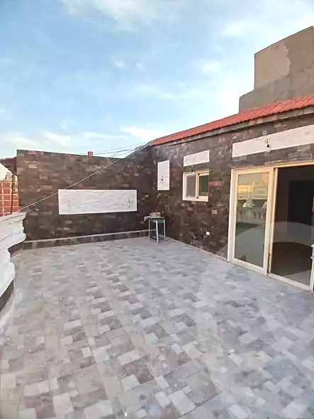 https://aqarmap.com.eg/ar/listing/7035588-for-sale-alexandria-al-agamy-lbytsh-bianchiii