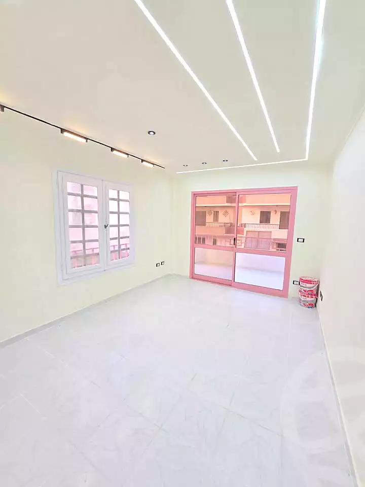 https://aqarmap.com.eg/ar/listing/7035701-for-sale-alexandria-al-agamy-shataa-el-nakheel
