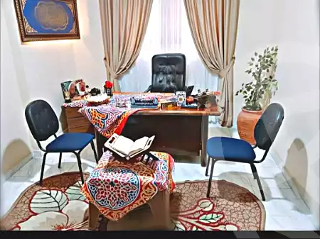 https://aqarmap.com.eg/ar/listing/7034795-for-rent-alexandria-alexandria-marsa-matrouh-rd