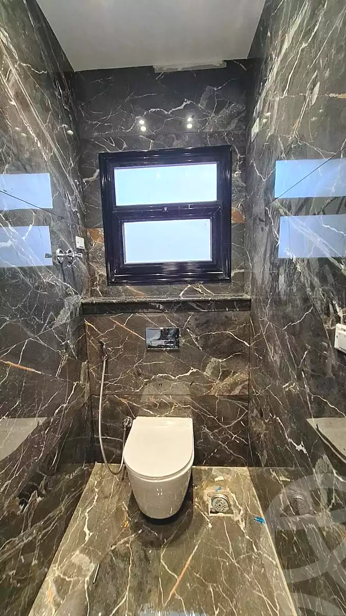 https://aqarmap.com.eg/ar/listing/7035784-for-sale-cairo-el-sheikh-zayed-city-compounds-continental-residence