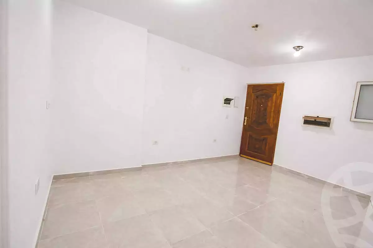 https://aqarmap.com.eg/ar/listing/7036048-for-sale-cairo-ain-shams-ain-shams-el-sharkia-abd-el-moneim-masoud-st