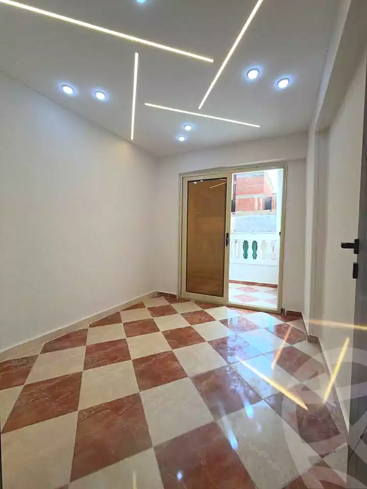 https://aqarmap.com.eg/ar/listing/7036090-for-sale-alexandria-el-asafra-shr-45