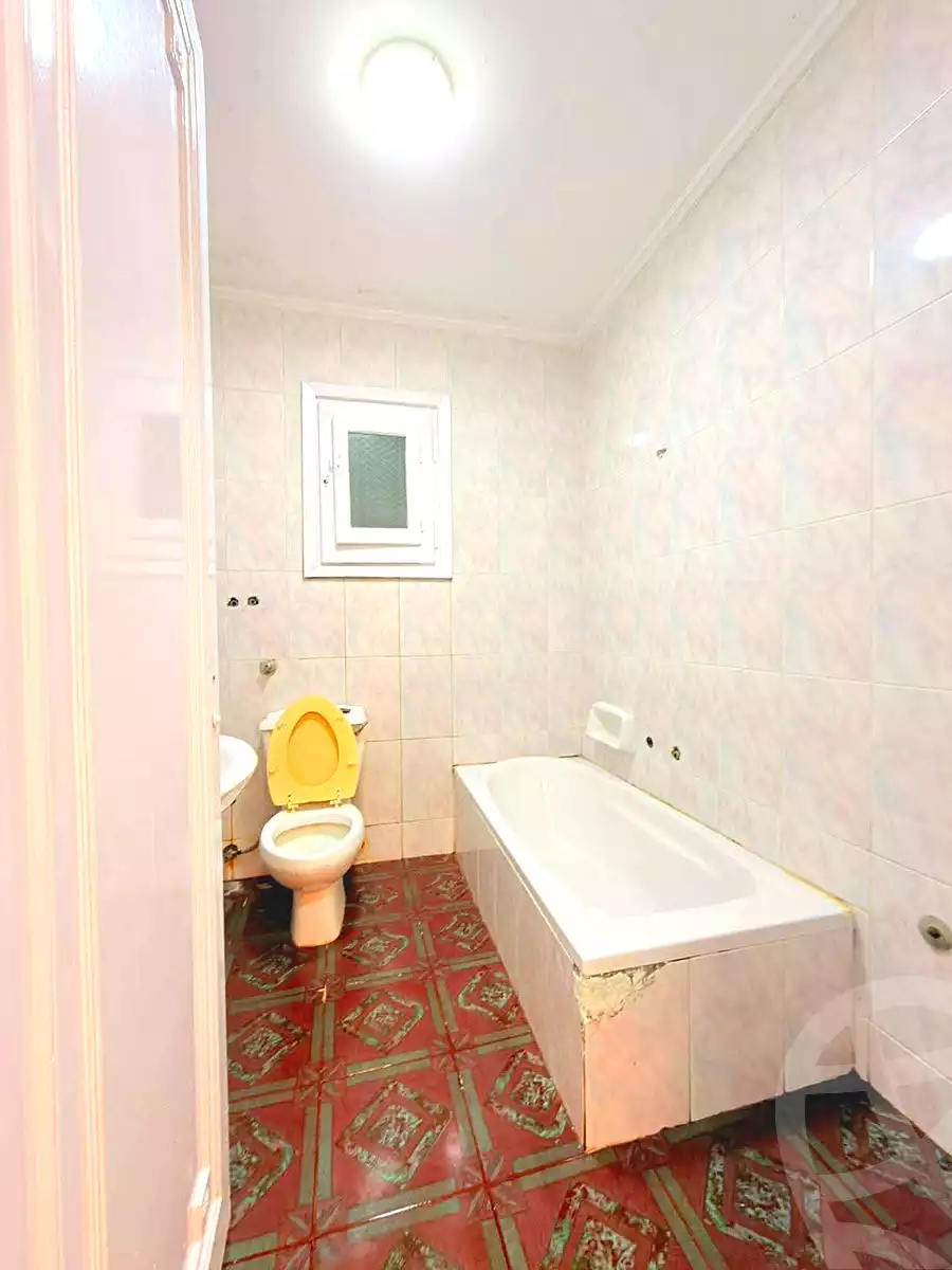 https://aqarmap.com.eg/ar/listing/7036110-for-sale-alexandria-al-agamy-shataa-el-nakheel