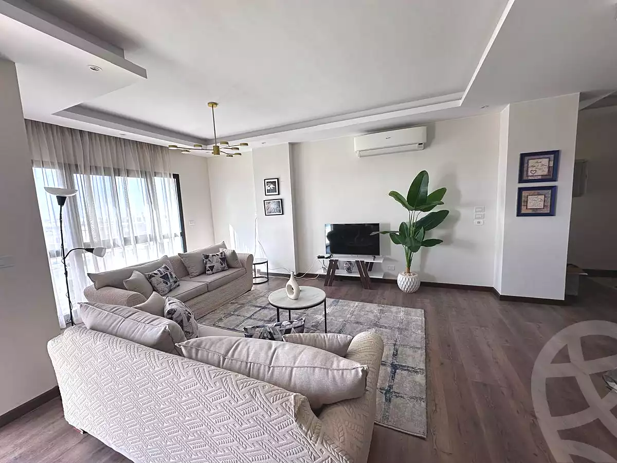 https://aqarmap.com.eg/ar/listing/7036171-for-rent-cairo-new-cairo-compounds-villette-kmbwnd-sky-kwndwz-swdyk-villette
