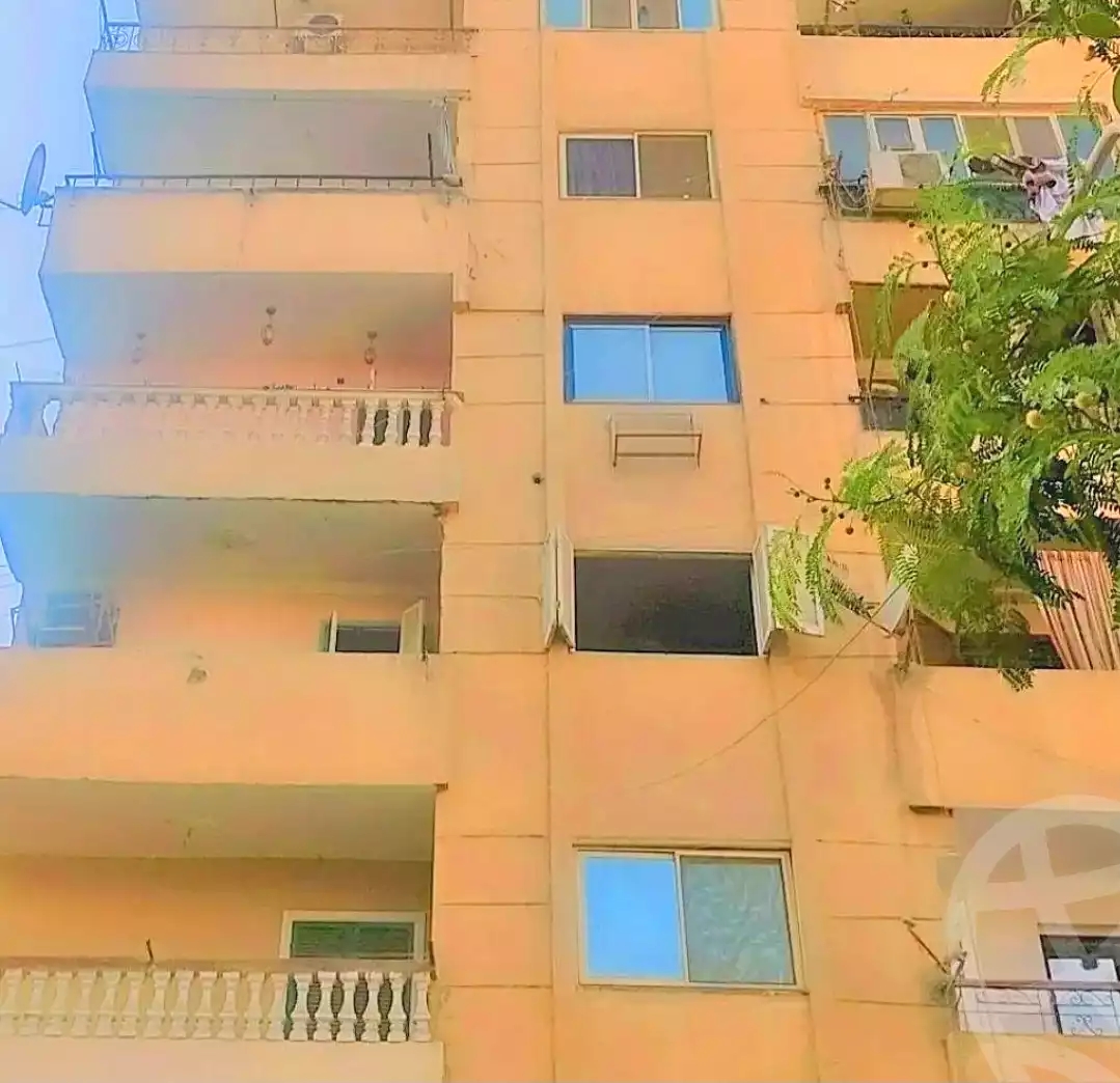 https://aqarmap.com.eg/ar/listing/7036330-for-sale-cairo-faisal-el-matbeaa-amr-ibn-al-aas-st