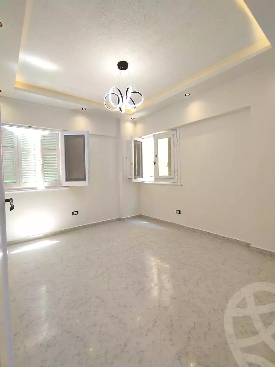https://aqarmap.com.eg/en/listing/7036345-for-sale-alexandria-al-agamy-shataa-el-nakheel
