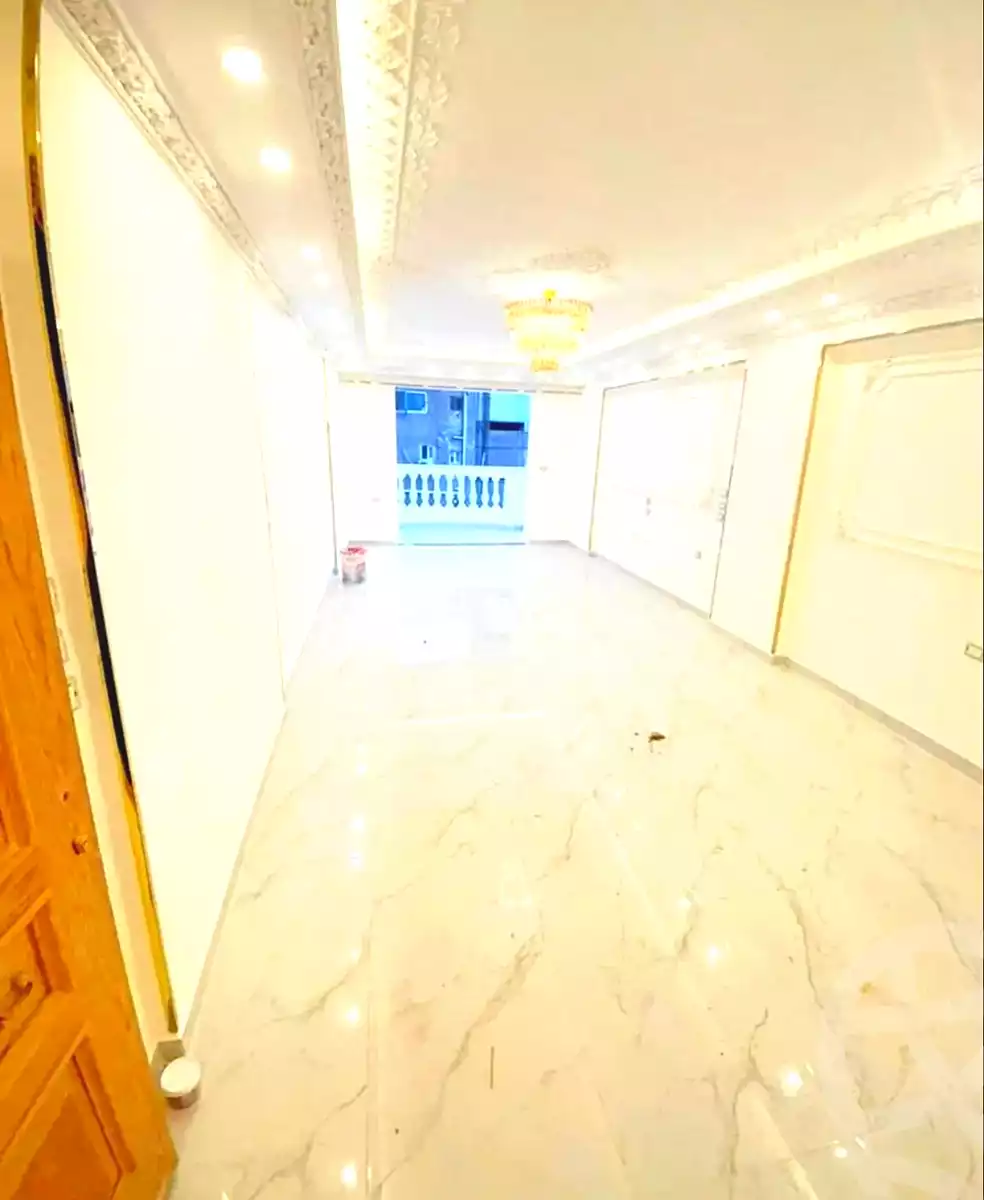 https://aqarmap.com.eg/ar/listing/7036352-for-sale-alexandria-sydy-bshr-sydy-bshr-bhry-khalil-hamada-st