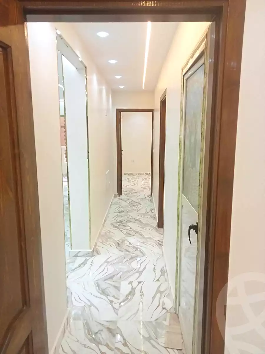 https://aqarmap.com.eg/ar/listing/7036646-for-sale-cairo-faisal-el-matbeaa-amr-ibn-al-aas-st