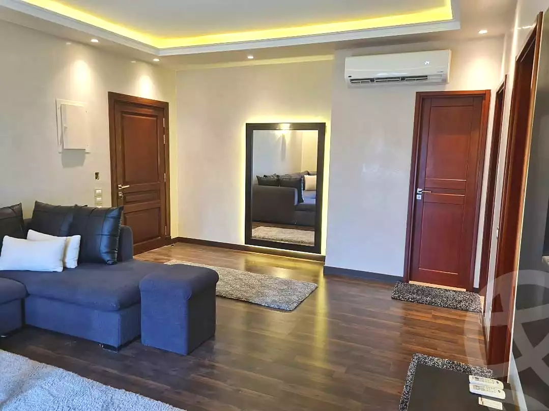 https://aqarmap.com.eg/ar/listing/7036718-for-rent-cairo-new-cairo-compounds-hyde-park-centre-ville-hyde-park
