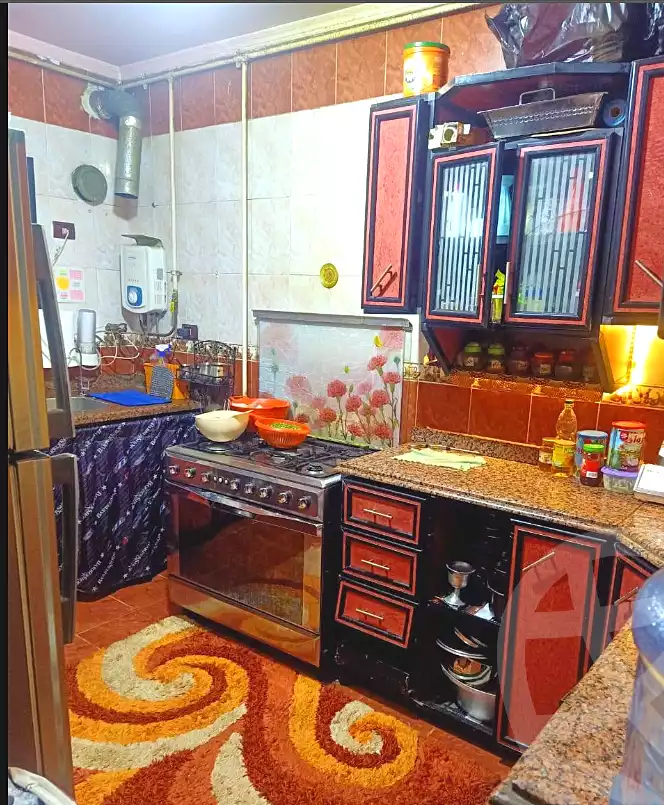 https://aqarmap.com.eg/ar/listing/7036964-for-sale-cairo-helwan-helwan-el-sharkeya-borhan-st