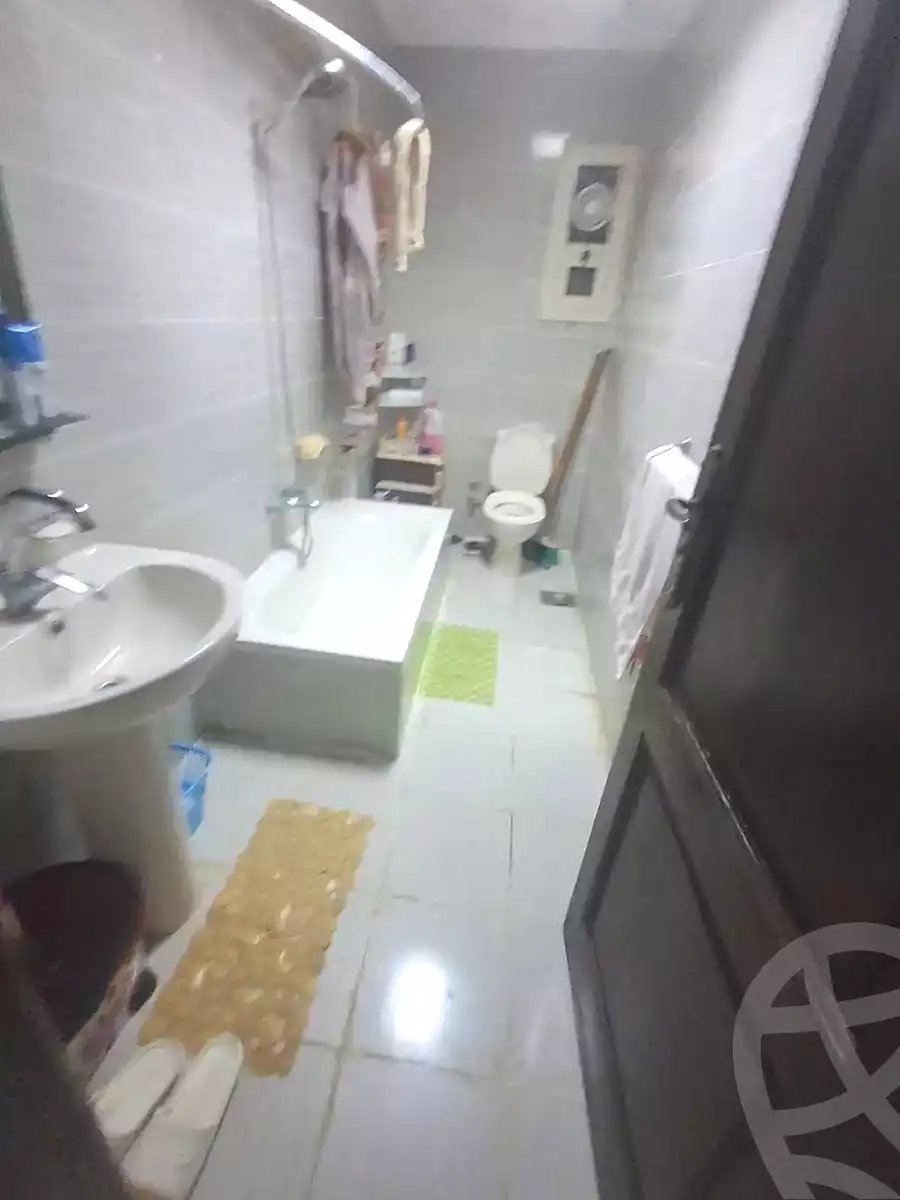 https://aqarmap.com.eg/ar/listing/7037457-for-sale-alexandria-al-agamy-lbytsh-bianchiii-el-arbaeen-st