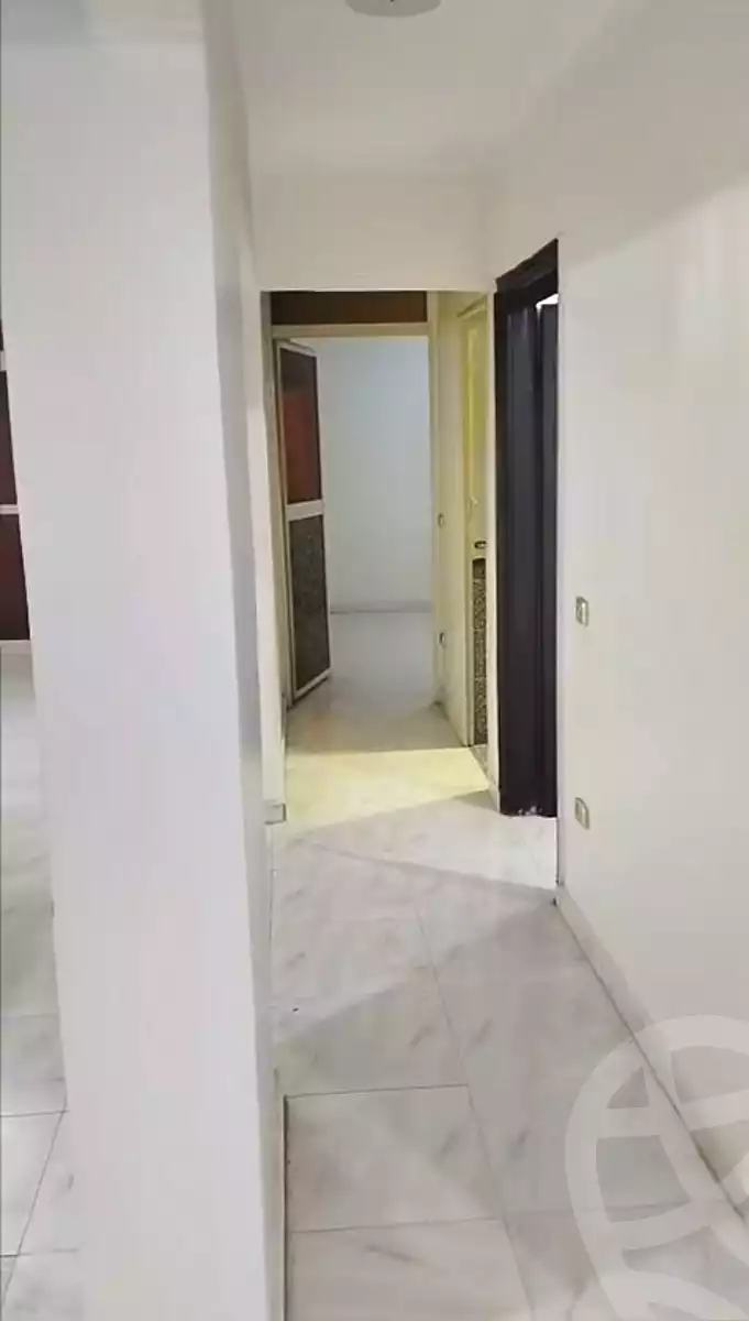 https://aqarmap.com.eg/ar/listing/7037542-for-sale-cairo-nozha-2-el-khamseen-st