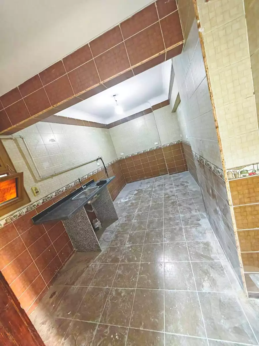 https://aqarmap.com.eg/ar/listing/7037975-for-sale-cairo-helwan-helwan-el-sharkeya-thabit-basha-st