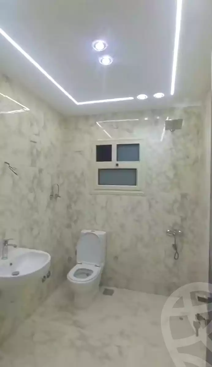 https://aqarmap.com.eg/ar/listing/7037970-for-sale-cairo-nozha-2-el-khamseen-st