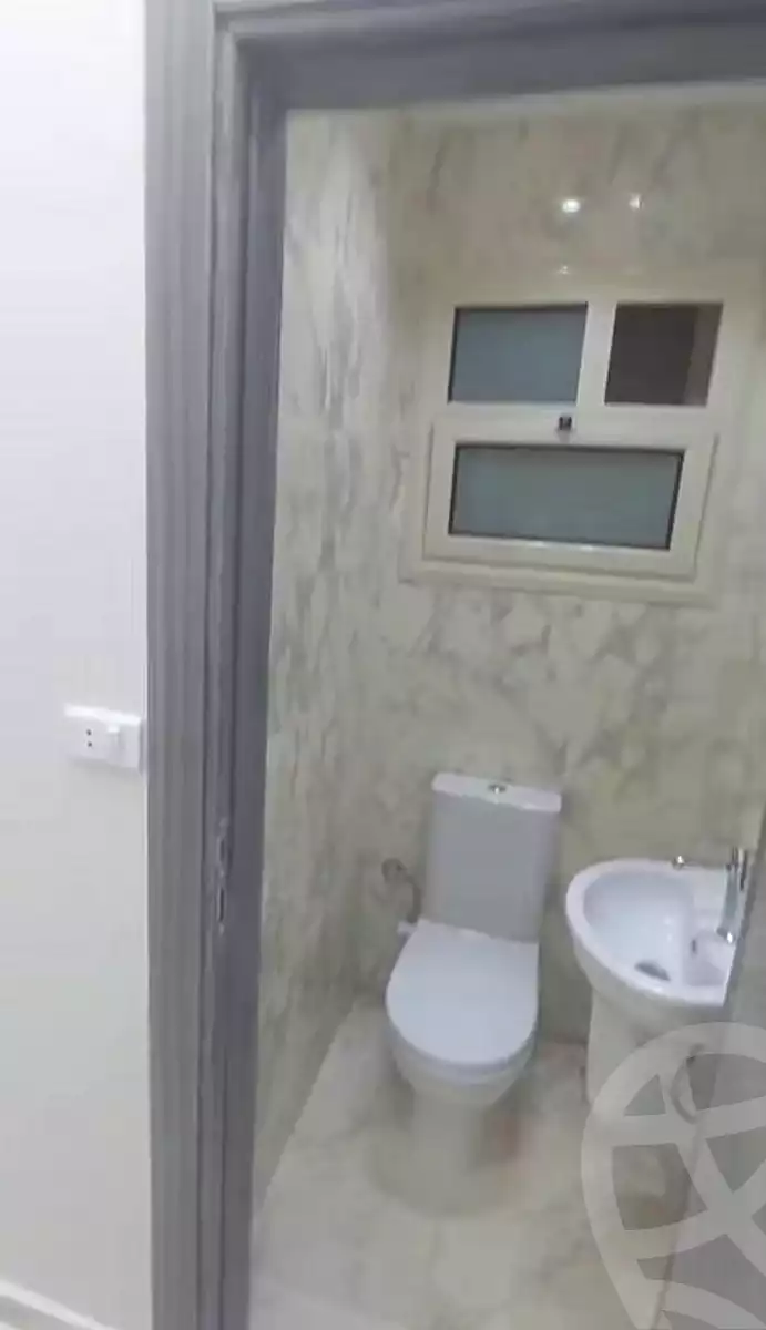 https://aqarmap.com.eg/ar/listing/7037970-for-sale-cairo-nozha-2-el-khamseen-st