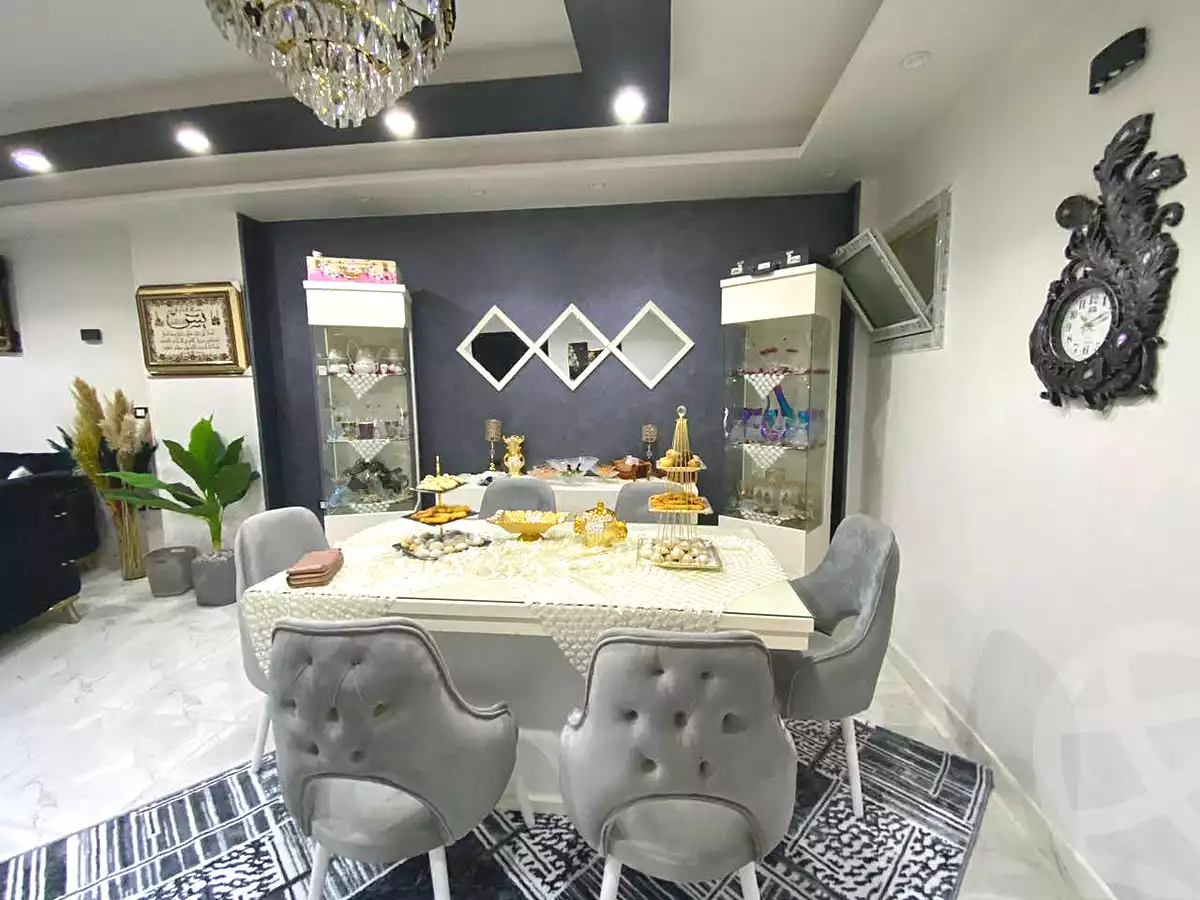 https://aqarmap.com.eg/ar/listing/7038426-for-sale-cairo-nozha-2-el-khamseen-st