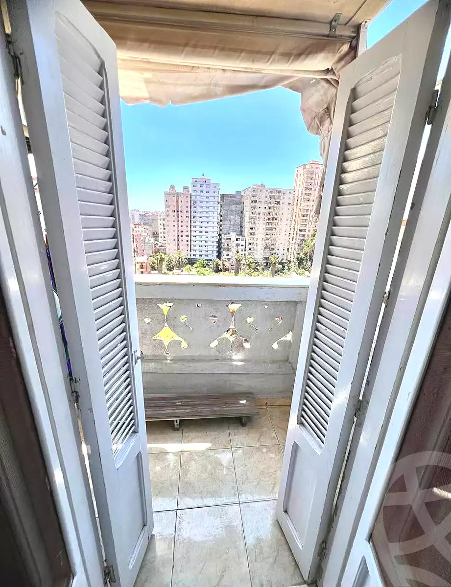 https://aqarmap.com.eg/ar/listing/7038453-for-sale-alexandria-fyktwry-moustafa-al-shater-st