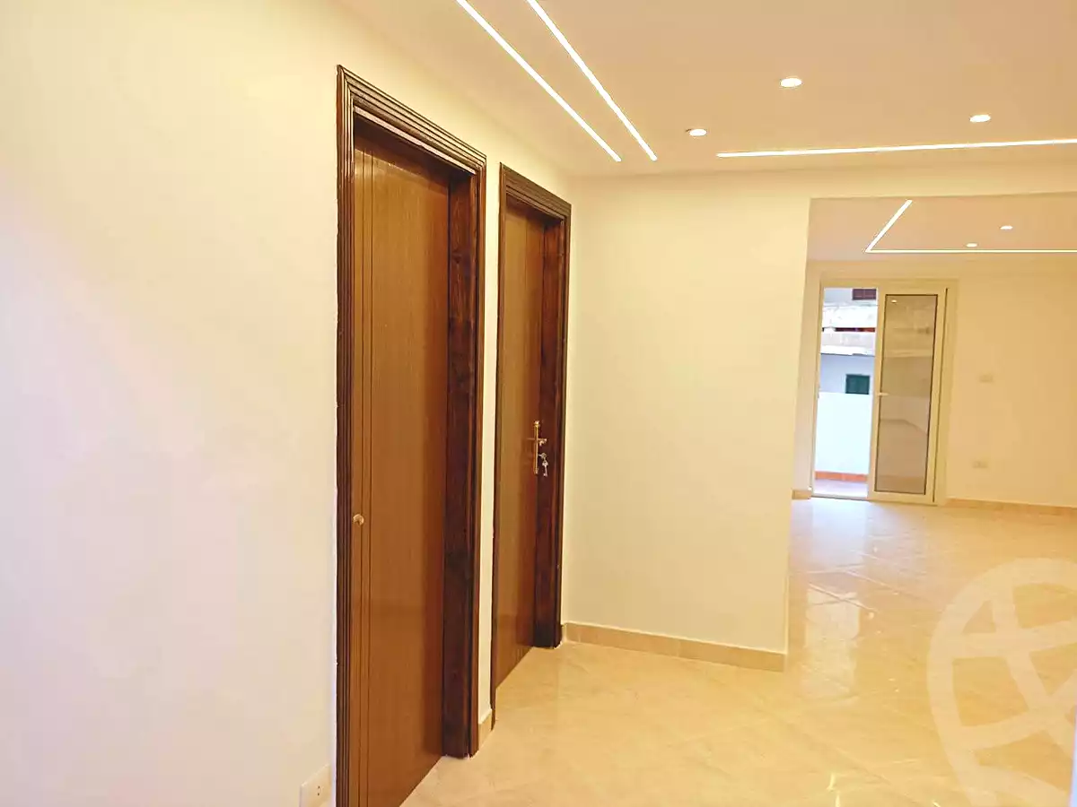 https://aqarmap.com.eg/ar/listing/7038464-for-rent-alexandria-el-asafra-sadiqat-al-ketab-al-moqadas-st