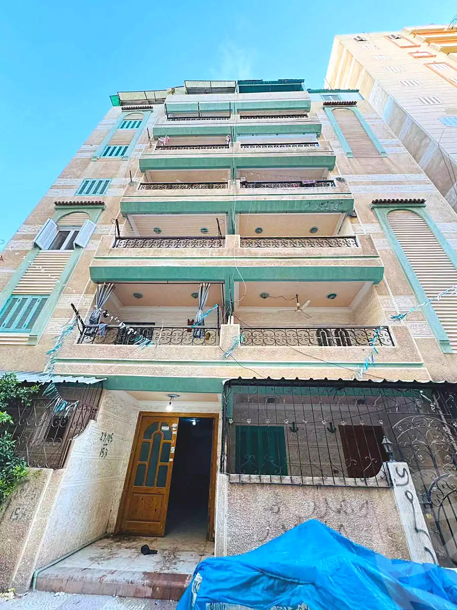 https://aqarmap.com.eg/ar/listing/7038500-for-sale-alexandria-al-agamy-shataa-el-nakheel